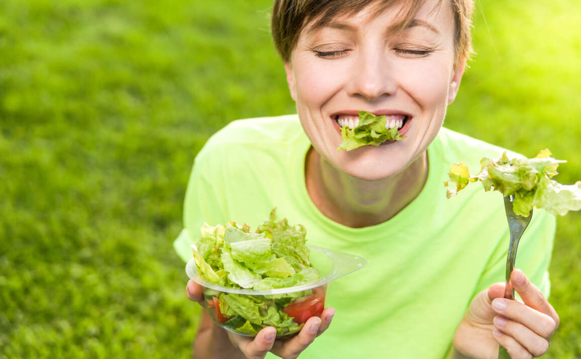 Seasonal Spring Foods for Your Oral Health