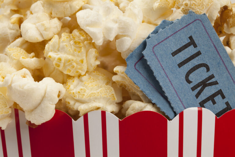 Cinema Snacks vs. Your Teeth: Finding the Balance for Dental Health and Movie Indulgence