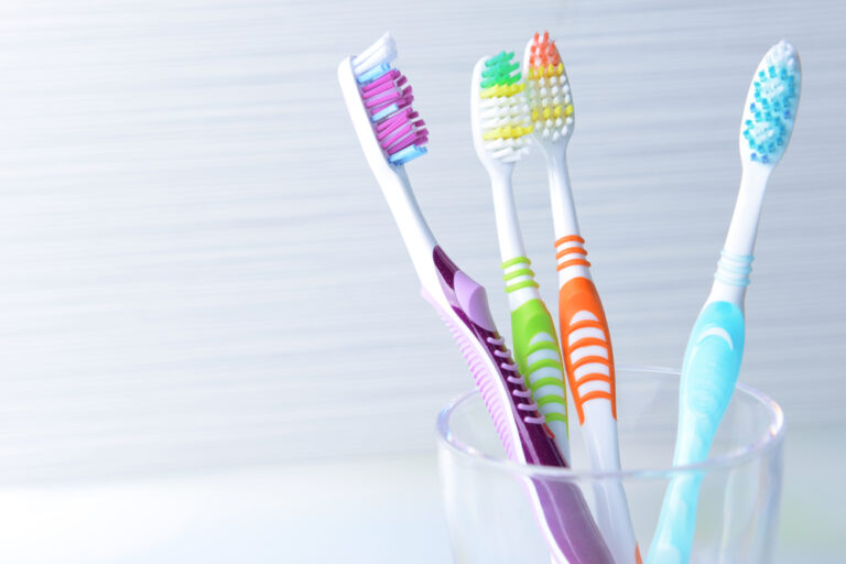 Dental Tips: Choosing A Style of Toothbrush