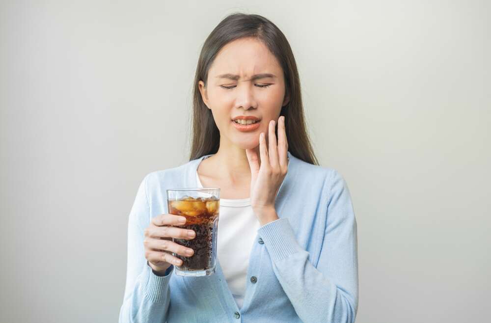 Toothache Myths Busted: What Really Helps with the Pain?