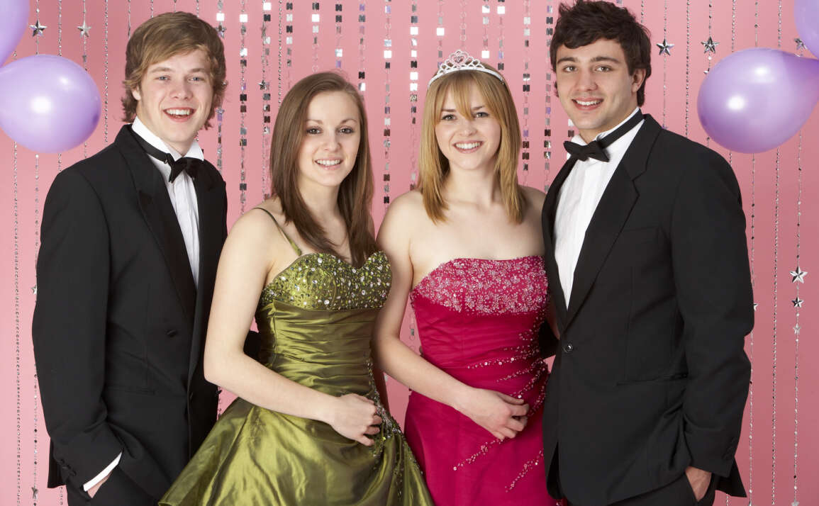 Preparing for Prom? Don’t Forget the Smile Glow-Up!