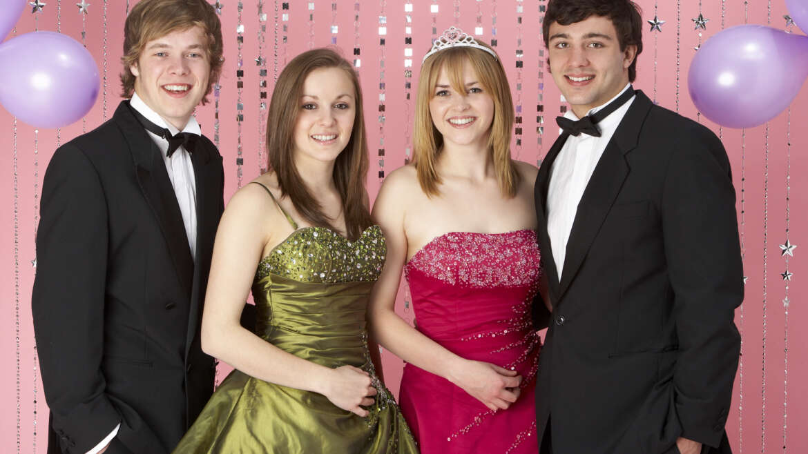 Preparing for Prom? Don’t Forget the Smile Glow-Up!