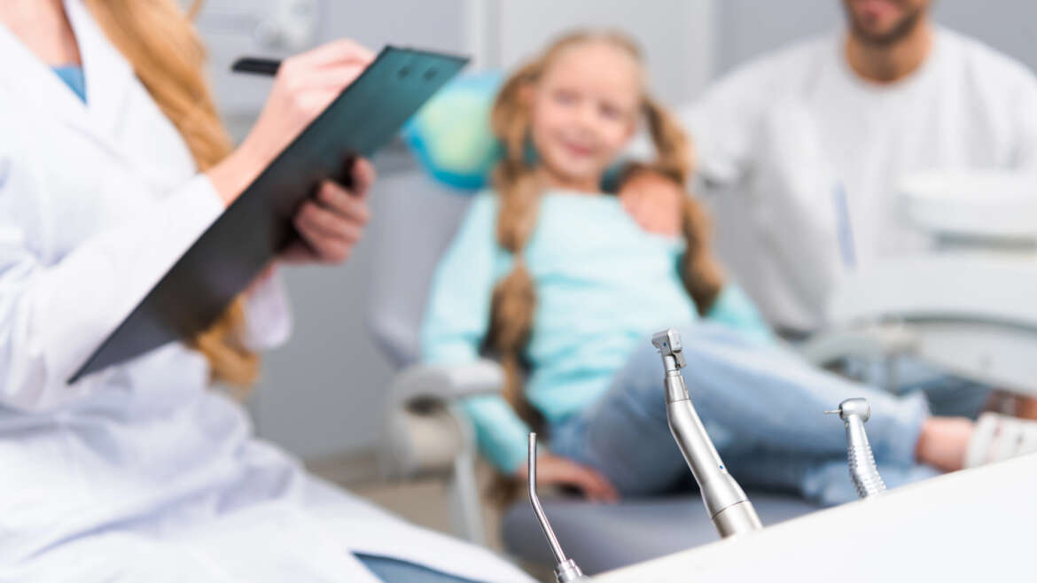 Navigating Pediatric Dental Emergencies: A Toronto Parent’s Guide