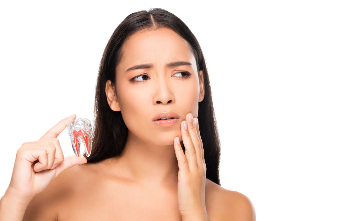 Biting Pain Could Signal Trouble: Insights from Ashraf Dentistry in Waterloo