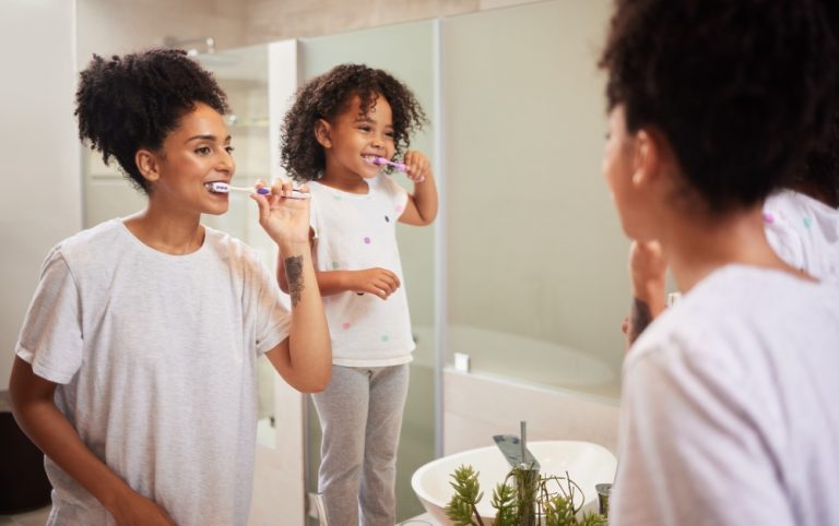 Dentistry in Waterloo for Busy Moms: Small Habits With Big Impact