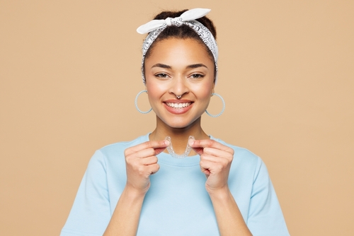 Summer Festivals & Clear Aligners: How to Manage On-the-Go