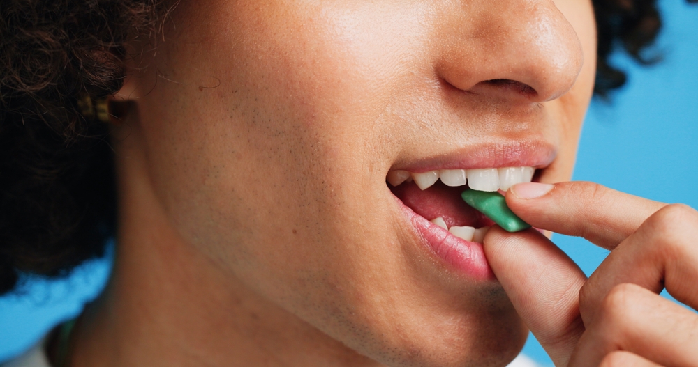 Beyond Breath Mints: A Yorkville Dentist’s Guide to a Fresh Smile